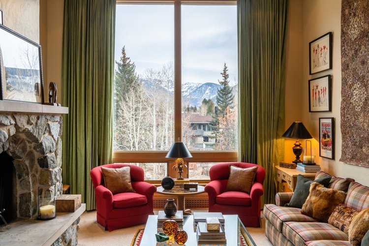 Lodge at Vail condo Luxury Living number 521